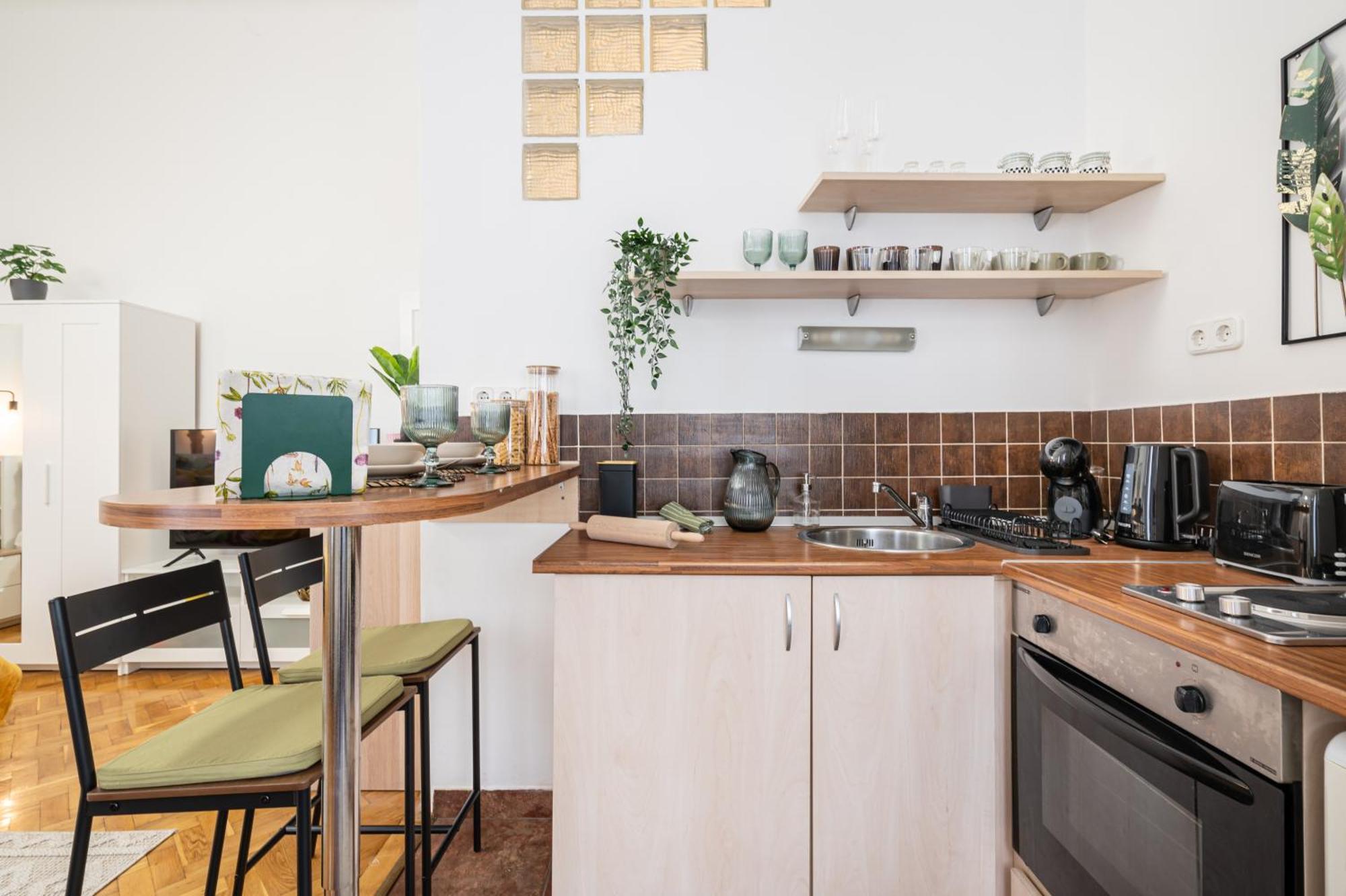 Cosmopolitan Studio - Chic Getaway In A Fancy Neighbourhood Budapest Bagian luar foto