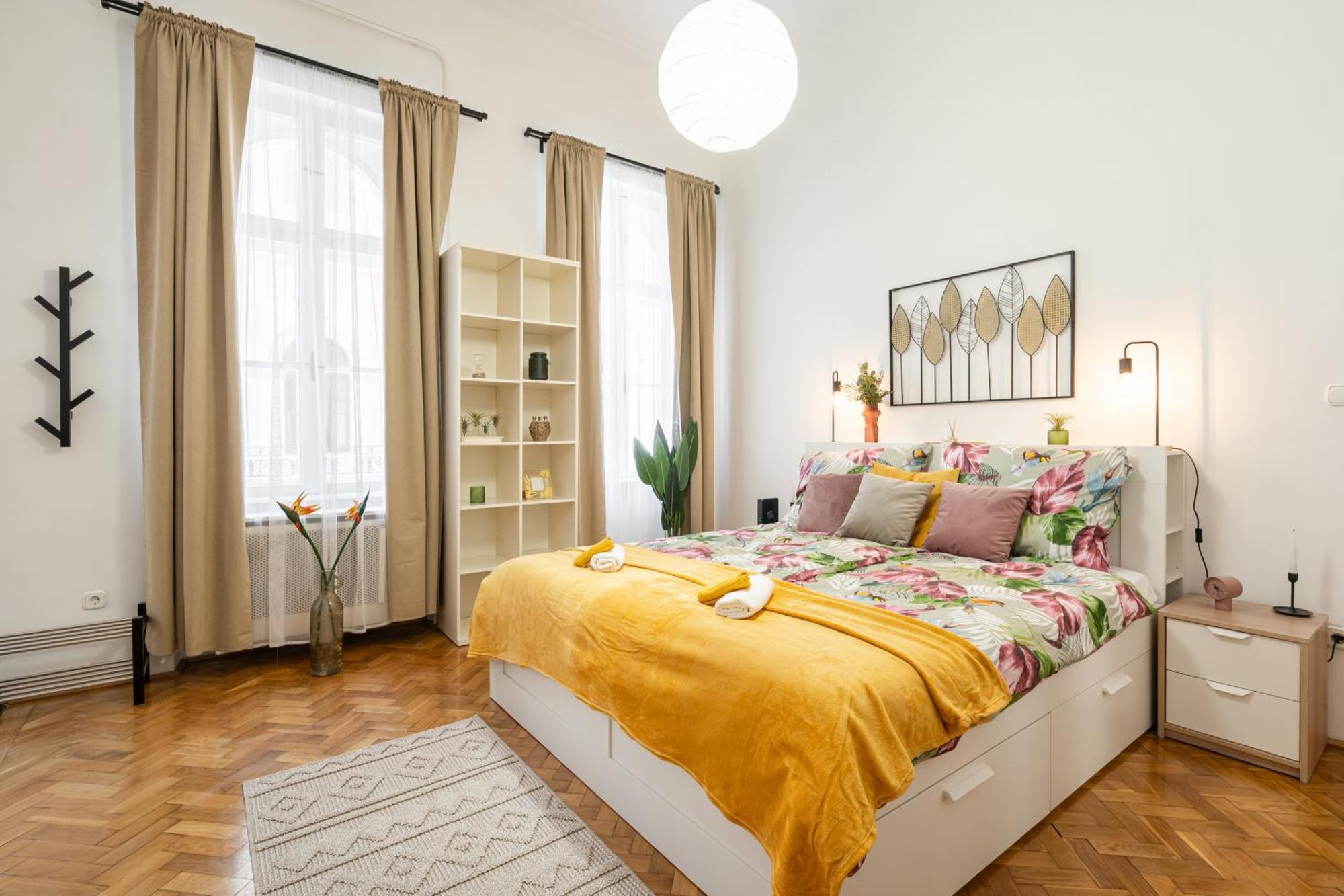 Cosmopolitan Studio - Chic Getaway In A Fancy Neighbourhood Budapest Bagian luar foto